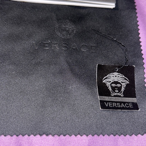 Vintage Italian made in Italy Versace Glasses Glasses cleaner tag n warranty - Picture 3 of 5